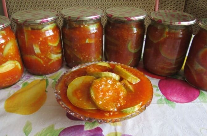 Кабачки в томатном соусе